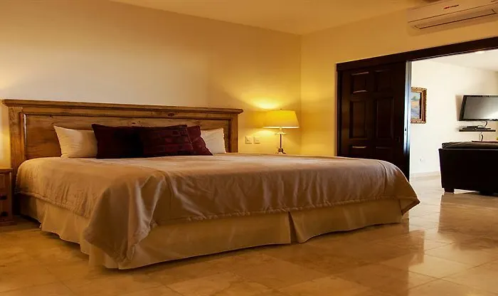 Ventanas & Residences Villa Cabo San Lucas